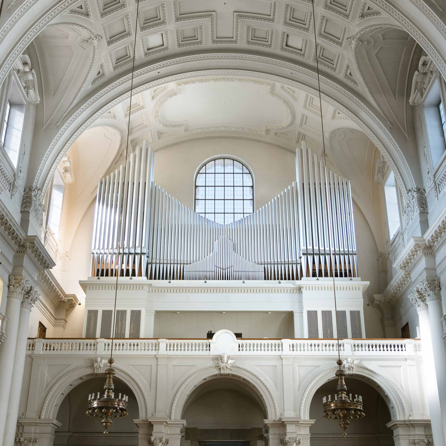 The organ of Pfarrkirche St. Margaret, Munich